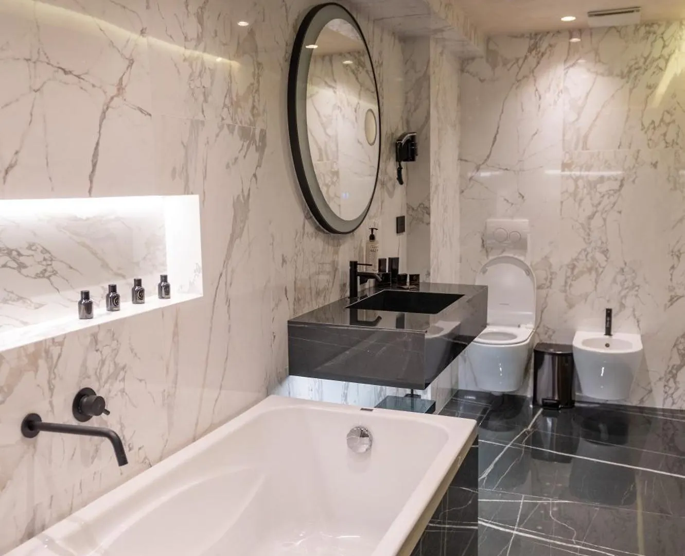 Mattis Hotel تيرانا