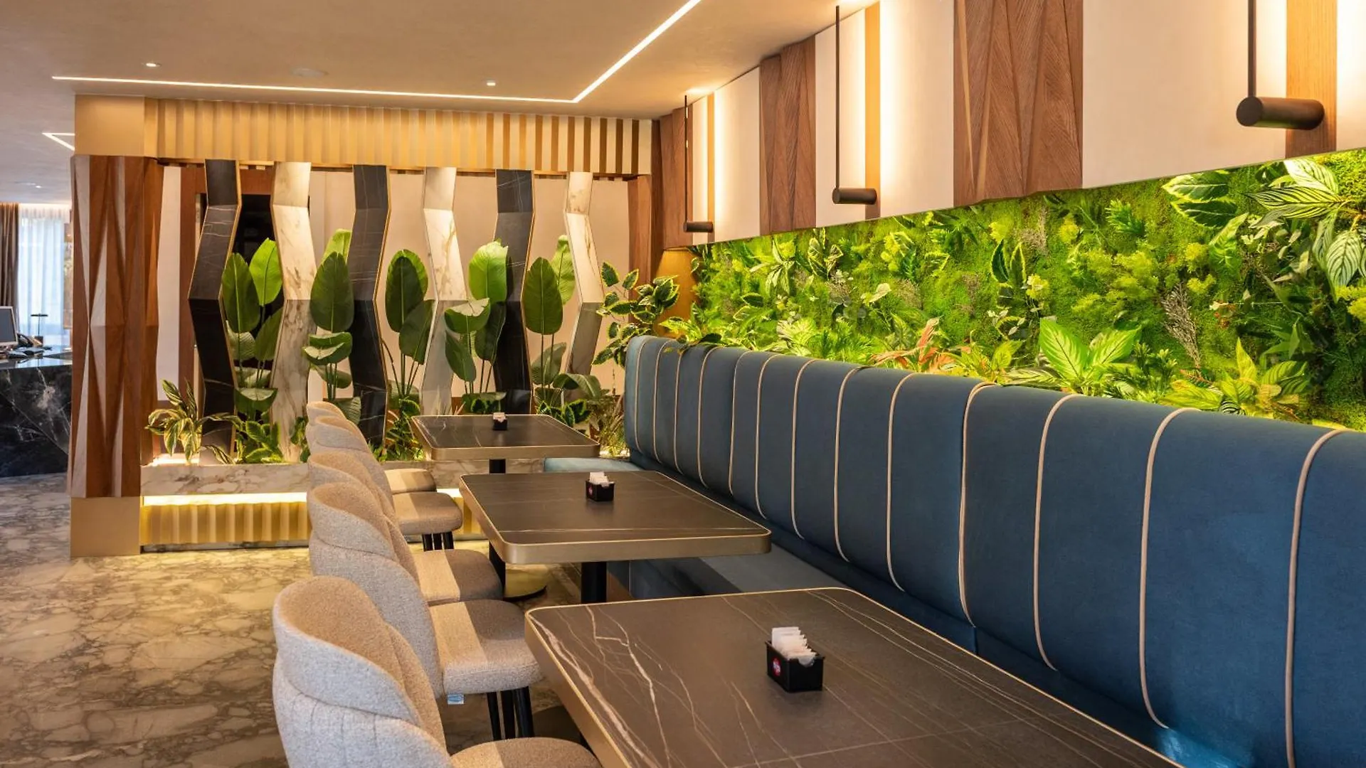 Mattis Hotel ティラナ