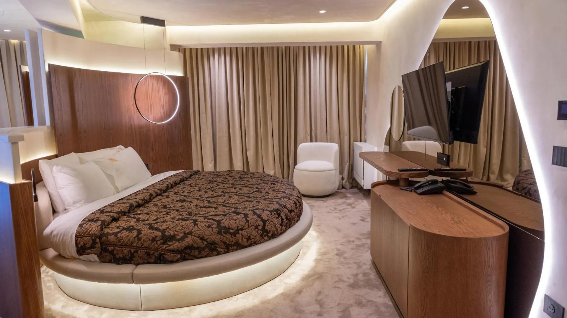 Mattis Hotel تيرانا