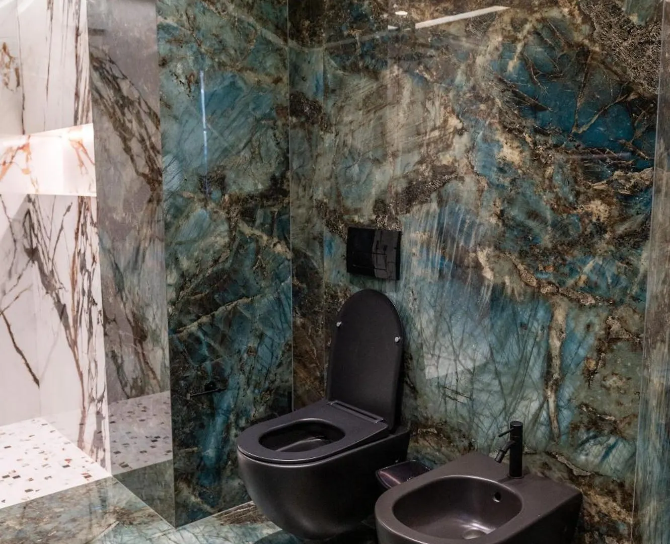 Mattis Hotel تيرانا